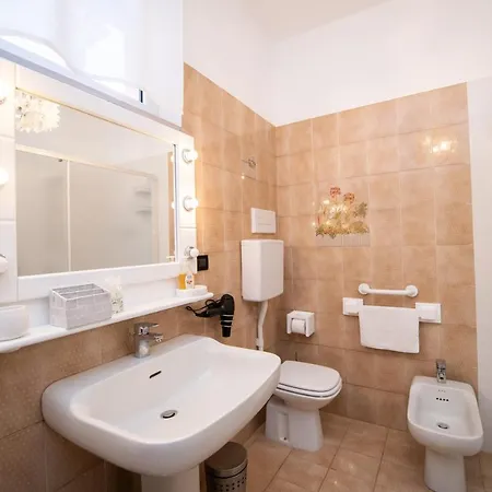Apartment Il Cortiletto - Anna *