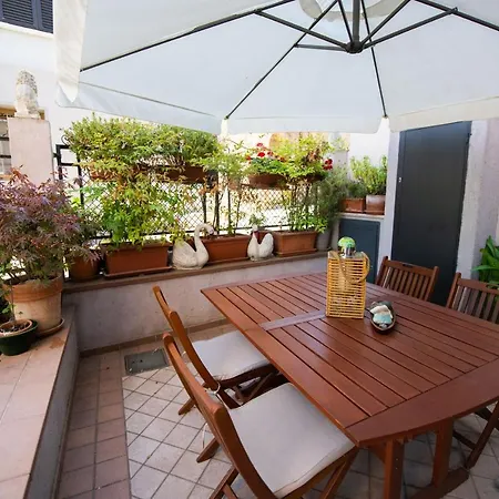 Il Cortiletto - Anna Apartment