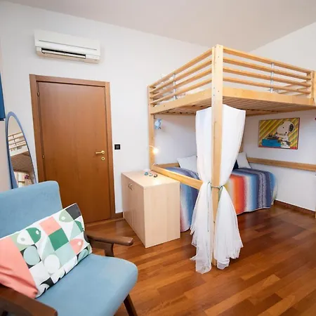 Apartment Il Cortiletto - Anna